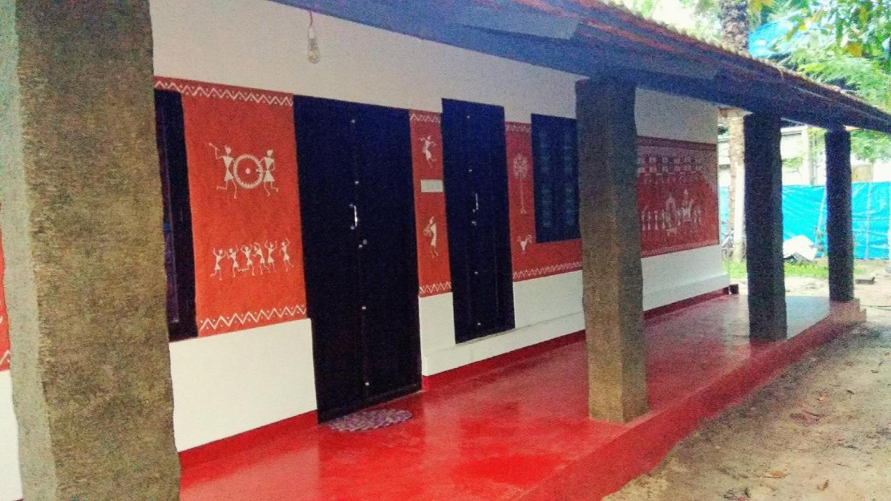 Marari Sabari *